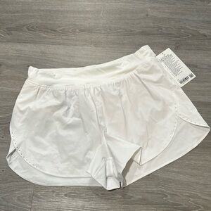 Fast and Free High-Rise Classic Fit Split Short 3”